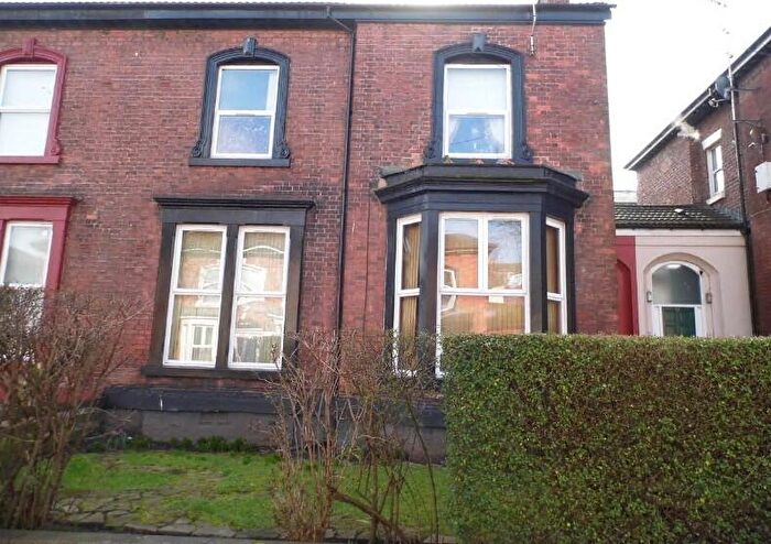 2 Bedroom Flat To Rent In Huntly Road, Liverpool, Merseyside, L6