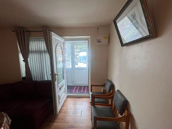 2 Bedroom Terraced House For Sale In Heath Street, Birmingham, B18