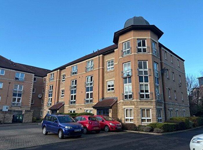 2 Bedroom Flat For Sale In St. Clair Road, Edinburgh, Midlothian, EH6