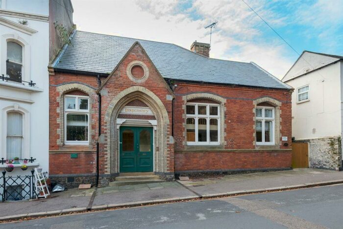 2 Bedroom House To Rent In Broad Street, Ramsgate, CT11