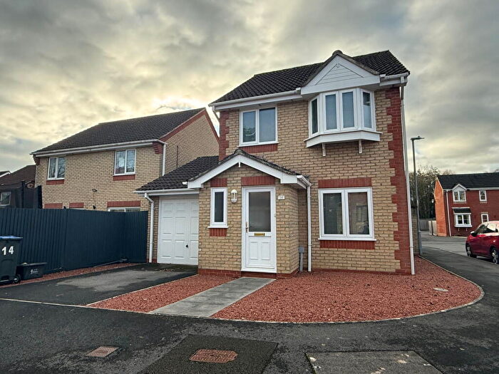 3 Bedroom Detached House For Sale In Wintergreen, Calne, SN11