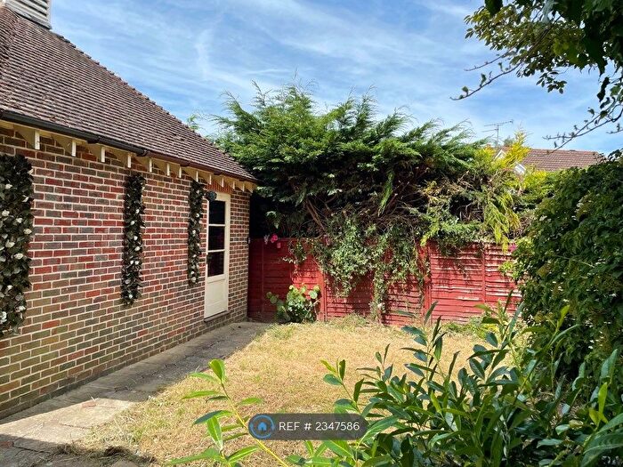 1 Bedroom End Of Terrace House To Rent In Brindles Field, Tonbridge, TN9