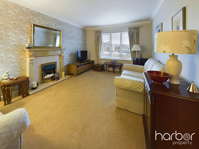2 Bedroom Bungalow For Sale In Marchbank Gardens, Paisley, Renfrewshire, PA1