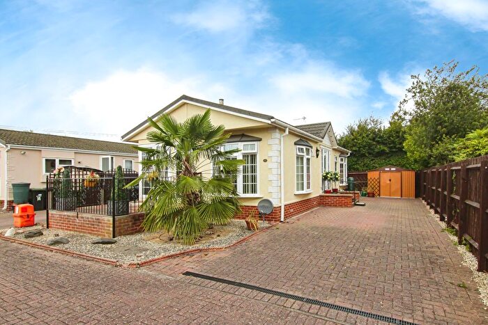 2 Bedroom Park Home For Sale In Bush Pastures, Fordham, Ely, Cambridgeshire, CB7