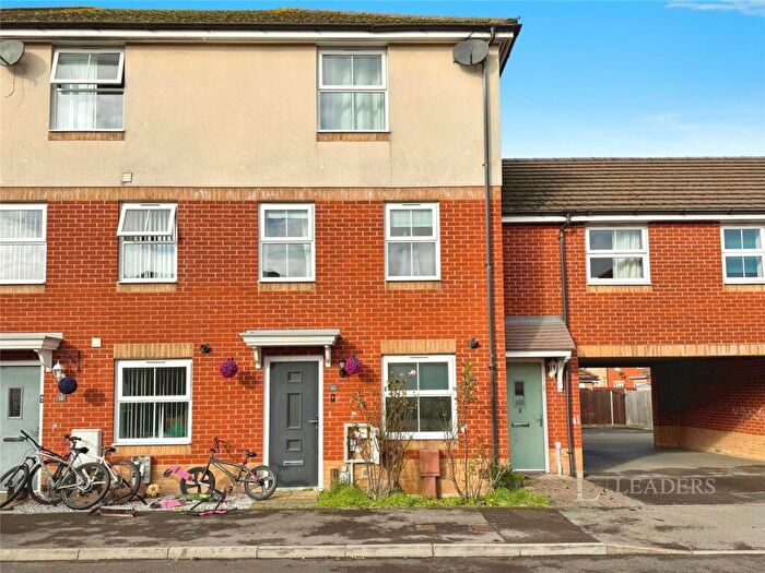 4 Bedroom Town House To Rent In Norden Way, Havant, Hampshire, PO9