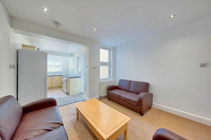 4 Bedroom Semi-Detached House To Rent In Palmerston Road, Wimbledon, London, SW19