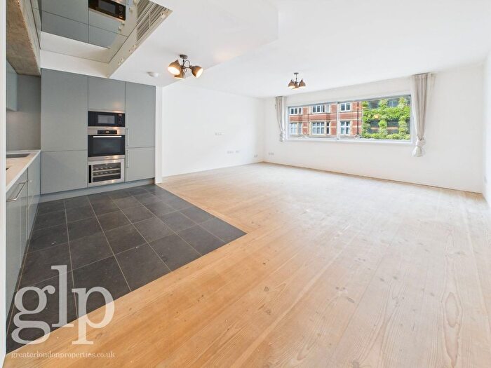 2 Bedroom Flat To Rent In Hamilton House, Southampton Row, Bloomsbury, WC1B