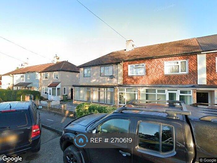 3 Bedroom End Terrace House To Rent In Newbury Close, Romford, RM3