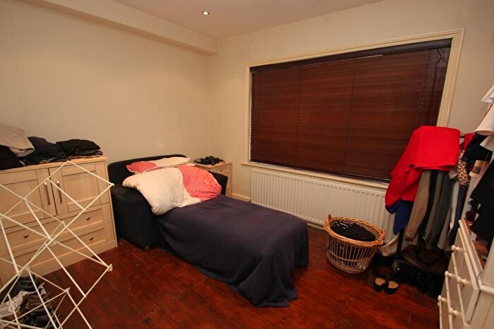 1 Bedroom Flat To Rent In York Road, Woking, GU22