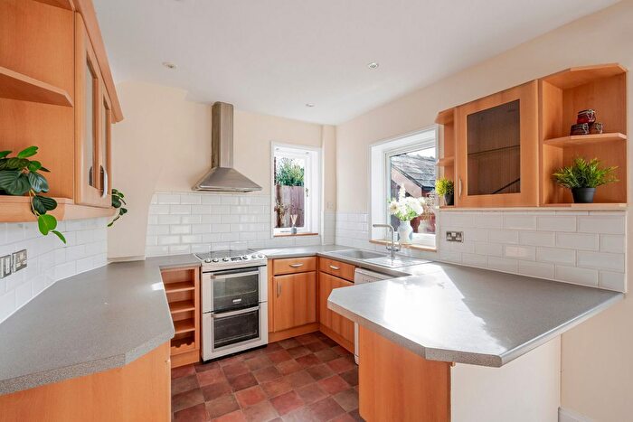3 Bedroom Semi-detached House For Sale In Coggeshall Road, Braintree, CM7