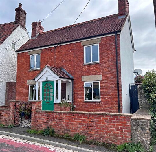 3 Bedroom Detached House For Sale In Bayford, Wincanton, BA9