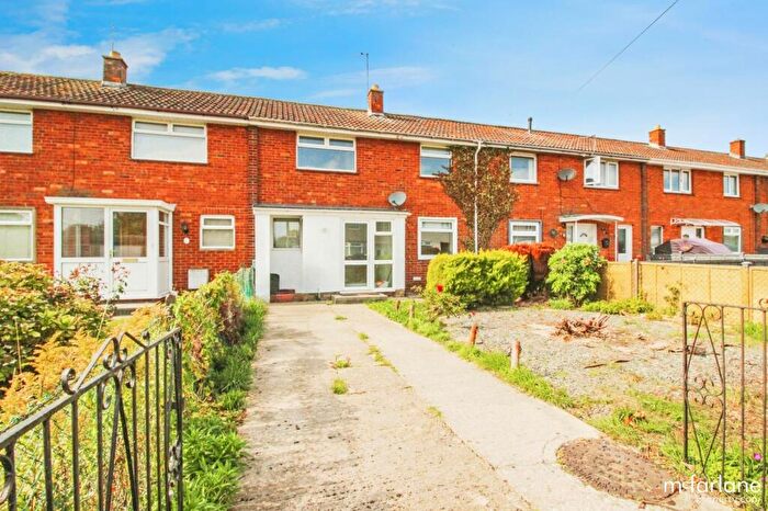 3 Bedroom Terraced House To Rent In Pewsham Road, Swindon, SN2