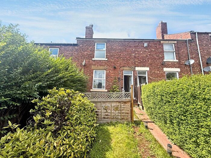 2 Bedroom Terraced House For Sale In Orchard Terrace, Throckley, Newcastle Upon Tyne, NE15
