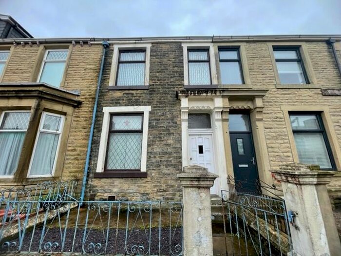 4 Bedroom Terraced House To Rent In Every Street, Nelson, BB9