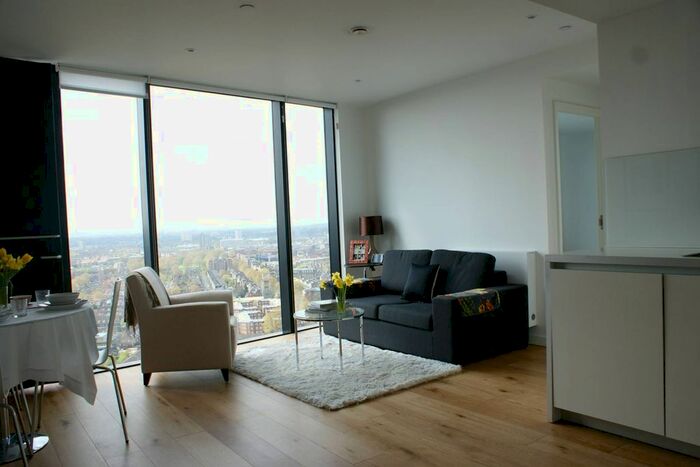 2 Bedroom Flat To Rent In Walworth Road, Elephant And Castle, London, SE1