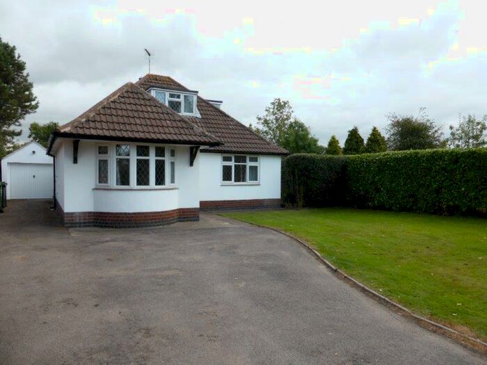 3 Bedroom Bungalow To Rent In Shilton Lane, Bulkington, CV12