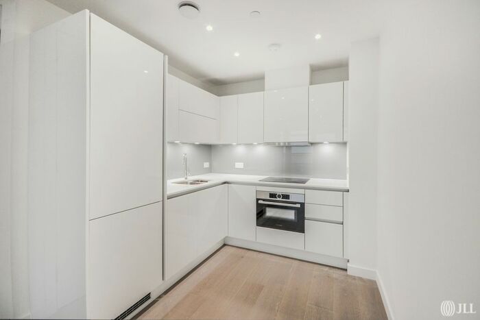 1 Bedroom Flat To Rent In City North Place, London, N4