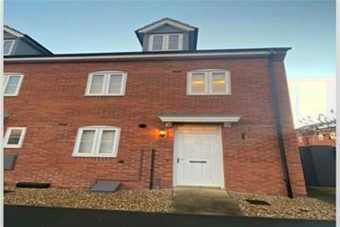 3 Bedroom House To Rent In Widdowson Road, Long Eaton NG10