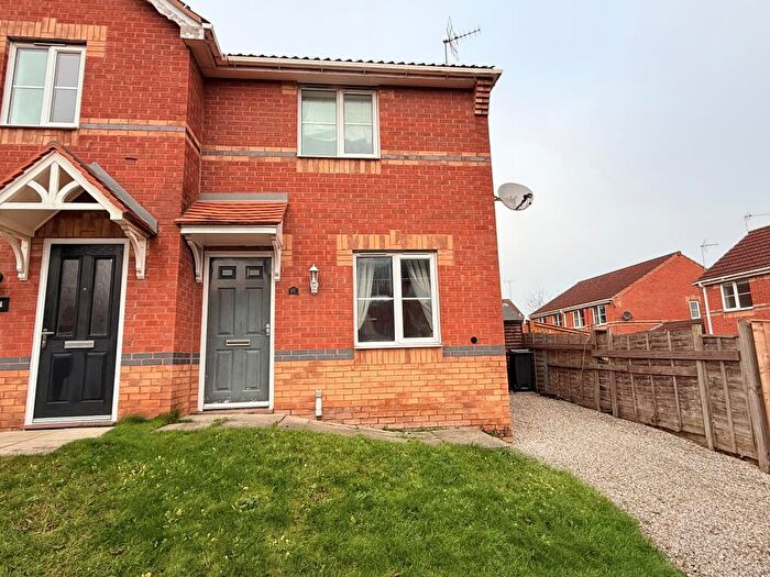 2 Bedroom House To Rent In Chestnut Drive, Creswell, S80