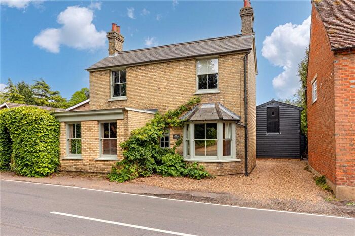 4 Bedroom Detached House For Sale In High Street, Clophill, Bedfordshire, MK45