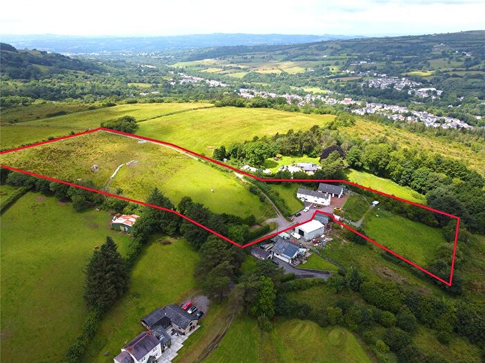 5 Bedroom Detached House For Sale In Ceidrim Road, Garnant, Ammanford, Carmarthenshire, SA18