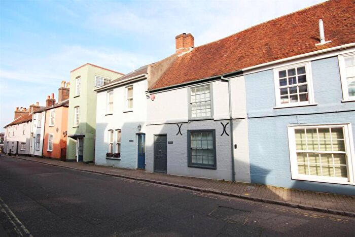 2 Bedroom Terraced House To Rent In Captains Row, Lymington, SO41