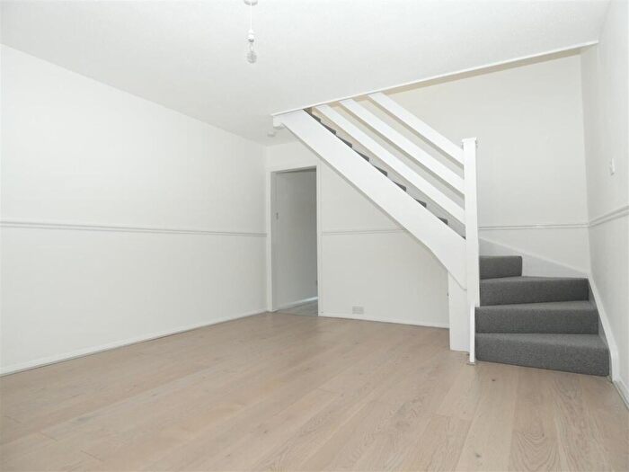 2 Bedroom End Of Terrace House To Rent In Peartree Road, Herne Bay, Kent, CT6