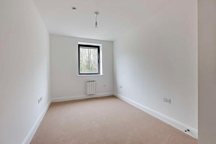 1 Bedroom Flat To Rent In Pegasus Way, Haddenham, HP17