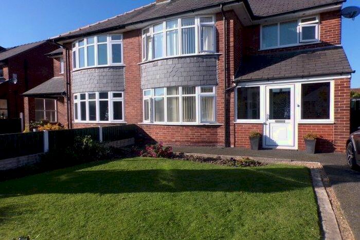 3 Bedroom Semi-Detached House To Rent In The Aspels, Preston, PR1