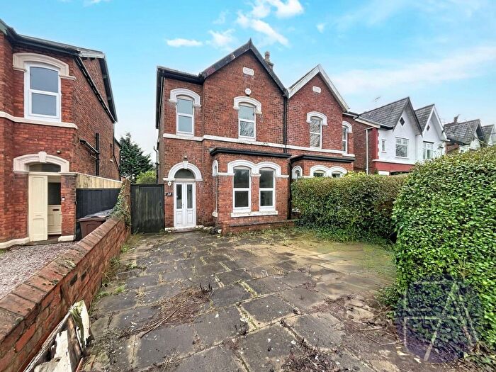 2 Bedroom Semi Detached House For Sale In Poulton Road, Southport, Merseyside, PR9