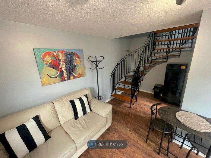 1 Bedroom Terraced House To Rent In Sycamore Drive, Hull, HU12