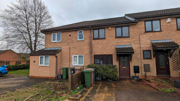 2 Bedroom Terraced House To Rent In Dexter Close, LU3