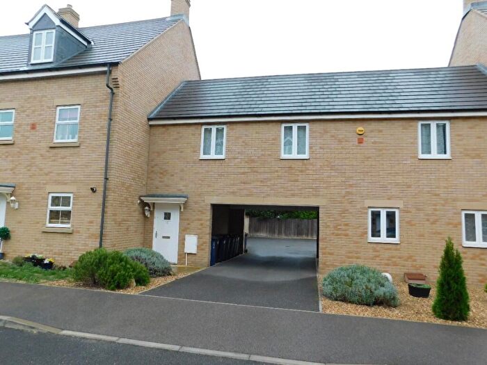2 Bedroom Coach House To Rent In Shackleton Way, PE7