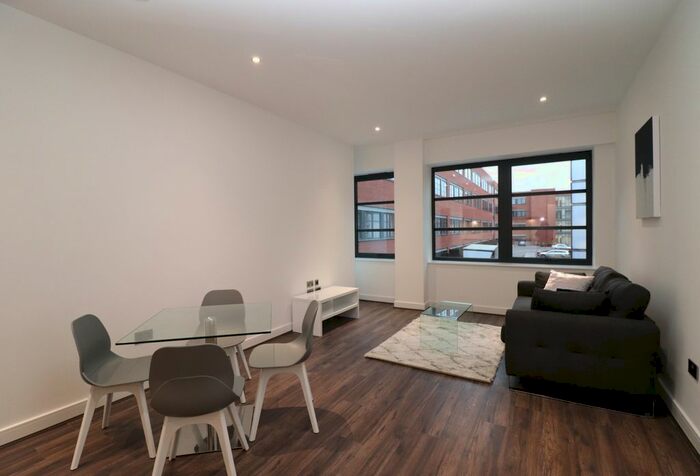 2 Bedroom Flat To Rent In Pope Street, Birmingham, B1