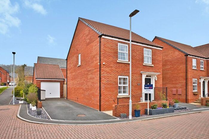 4 Bedroom Detached House For Sale In Doddrells Close, Wells, Somerset, BA5