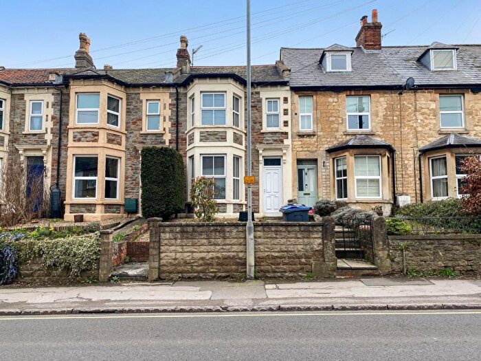 3 Bedroom House To Rent In London Road, Calne, SN11