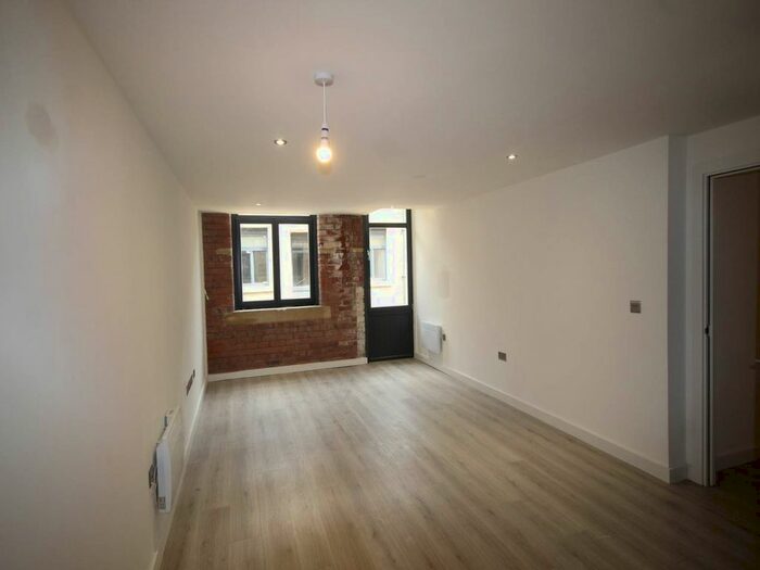 1 Bedroom Flat To Rent In Cape Street, Bradford, BD1