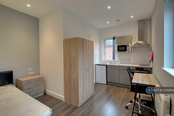 Studio To Rent In Tudor Road, Leicester, LE3