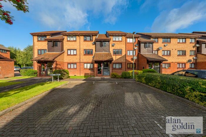 1 Bedroom Flat To Rent In Lister Court, NW9