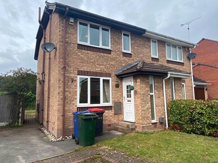 3 Bedroom Semi-Detached House To Rent In Brampton Lane, Doncaster, DN3