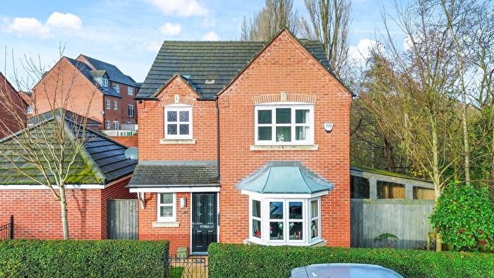 3 Bedroom Detached House For Sale In City Road, St. Helens, WA10