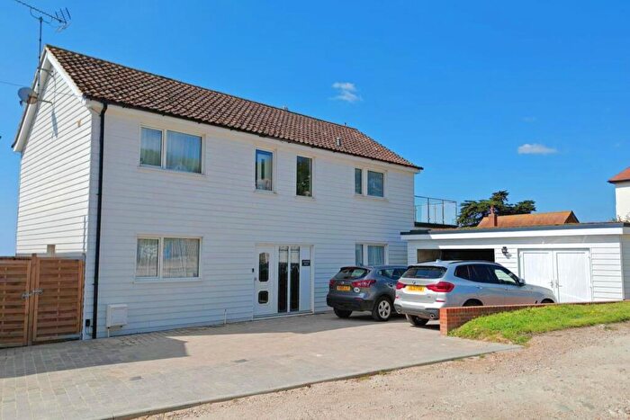 5 Bedroom Detached House For Sale In Cliff Road, Hythe, Kent, CT21