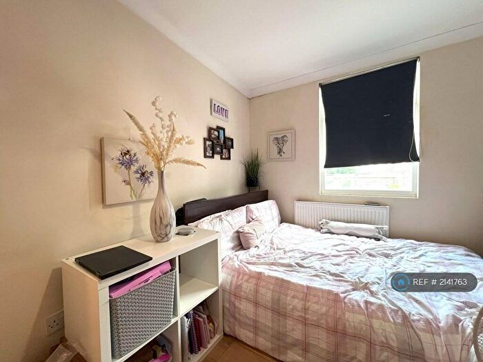 Studio To Rent In Nags Head Road, Enfield, EN3