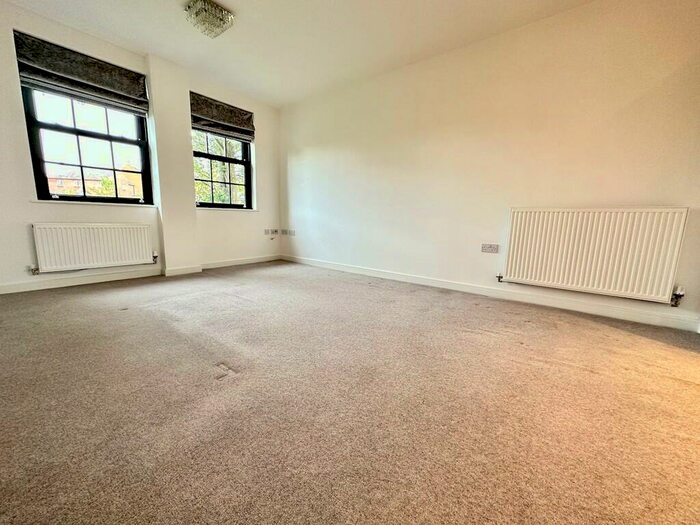 2 Bedroom Apartment To Rent In Badger Close, Brackley, NN13