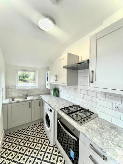 4 Bedroom Terraced House To Rent In Mayfair Gardens, London, N17