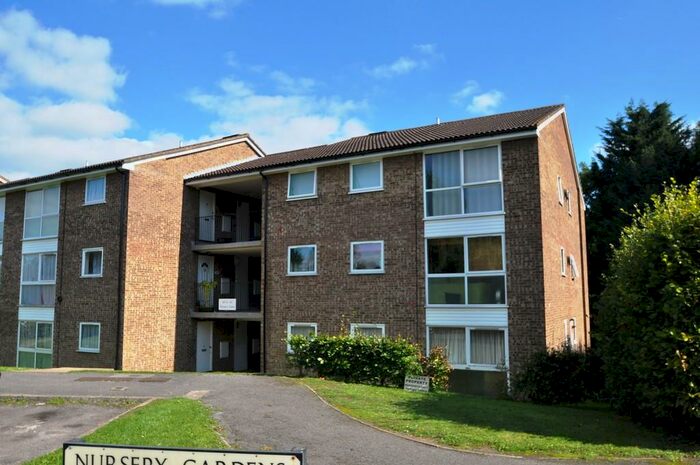 2 Bedroom Apartment To Rent In Nursery Gardens, AL7