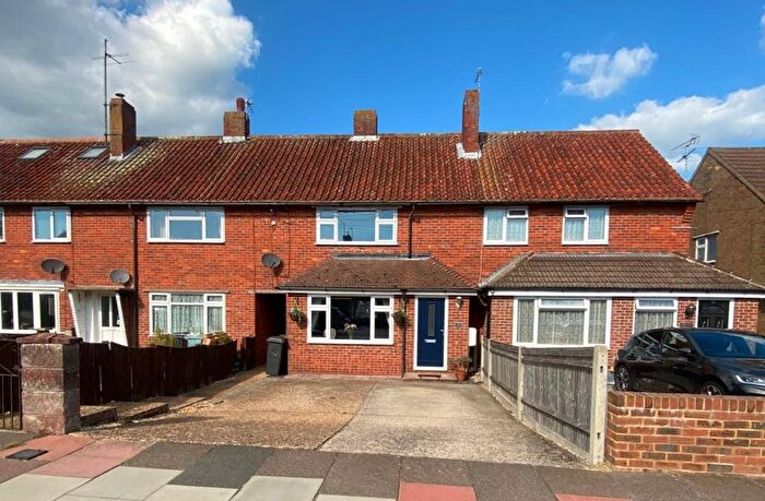 2 Bedroom Terraced House For Sale In Parkfield Avenue, Eastbourne, BN22