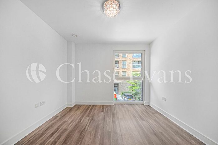 1 Bedroom Flat For Sale In Greenland Place, Pell Street, Surrey Quays, London, SE8