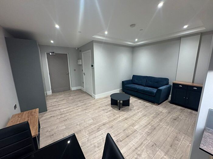 1 Bedroom Flat To Rent In Winifred Street, Leicester, LE2