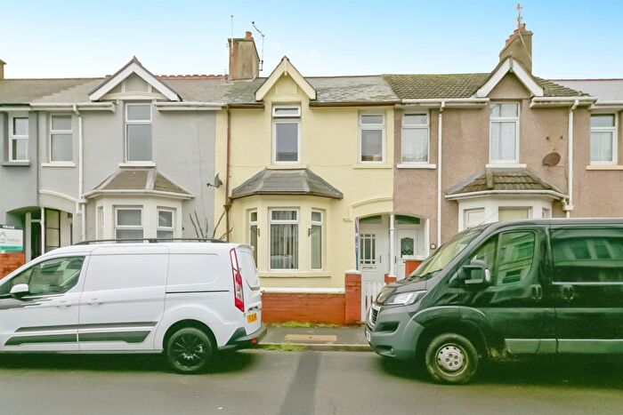 4 Bedroom Terraced House For Sale In Suffolk Place, Porthcawl, CF36